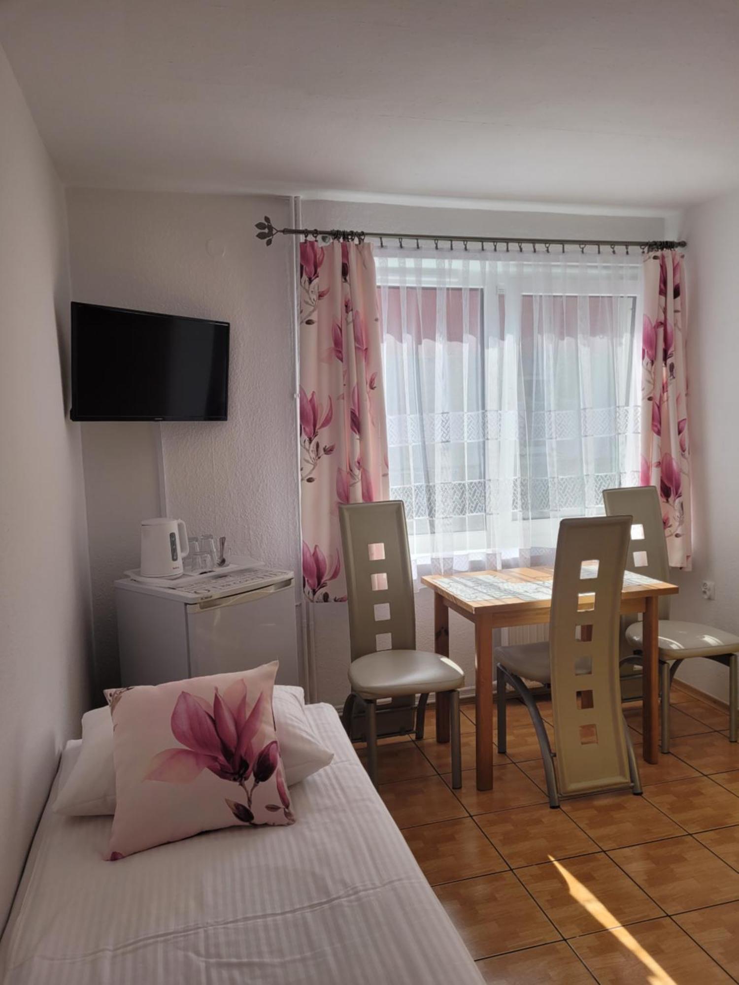 Orka Wakacje Dzwirzyno Bagian luar foto